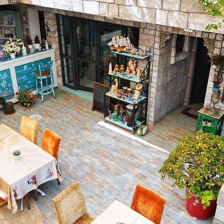 Mai̇ Hotel Çeşme Esterno foto