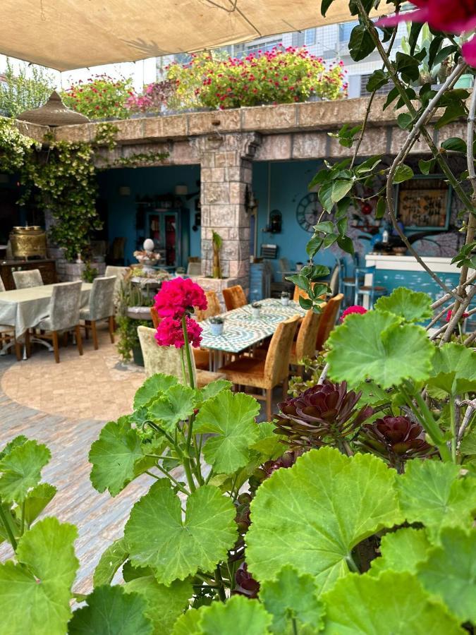 Mai̇ Hotel Çeşme Esterno foto