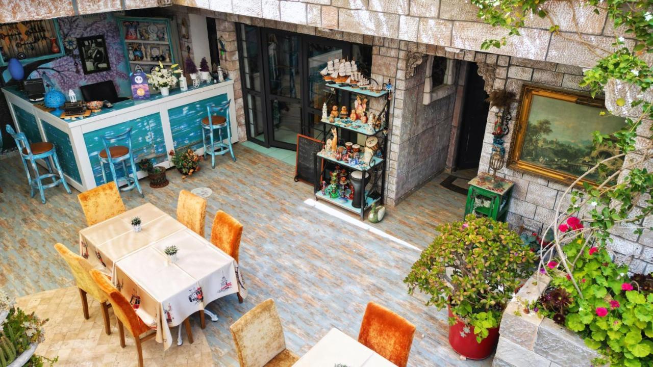 Mai̇ Hotel Çeşme Esterno foto