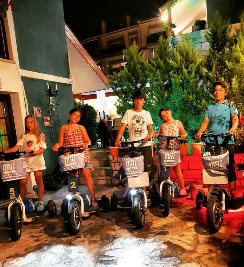 Mai̇ Hotel Çeşme Esterno foto